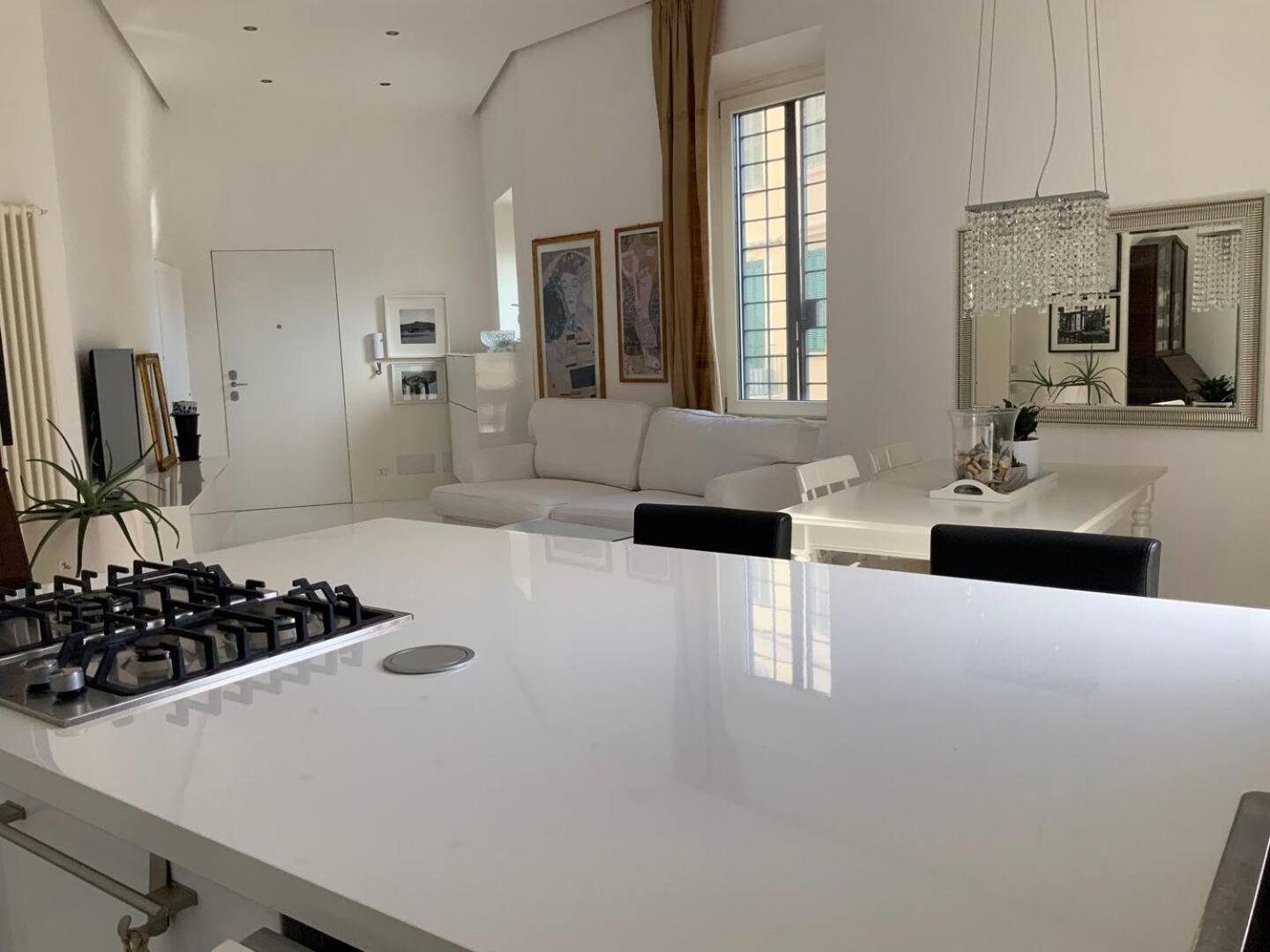 Rome, Beautiful Apartment In A Vintage Building リド・ディ・オスティア エクステリア 写真